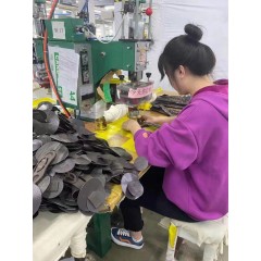 榮威兒童玩具廠 招聘，男50女48歲以內(nèi)包進廠