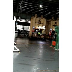 董浜利來(lái)汽車(chē)配件廠(chǎng) 招聘要求：男工18～45！女工40以?xún)?nèi)少量